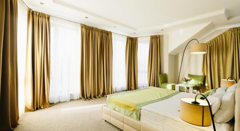 Otte Hotel Myrhorod Room photo