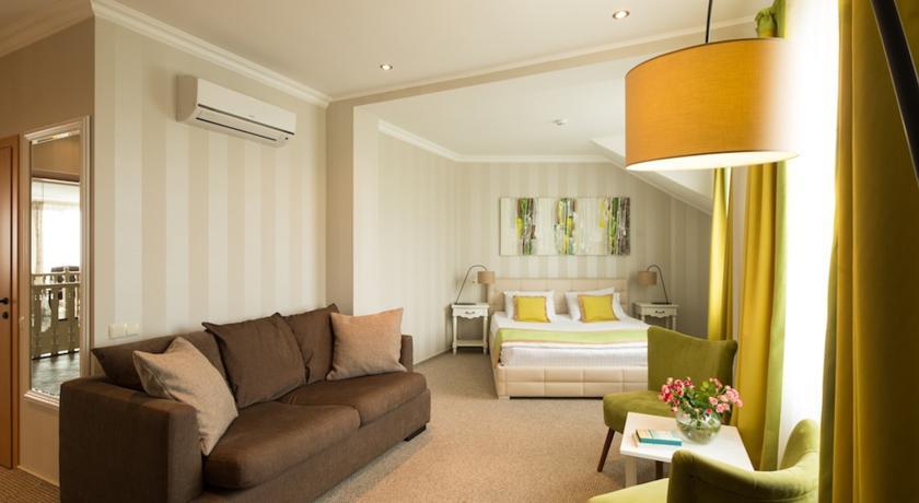 Otte Hotel Myrhorod Room photo